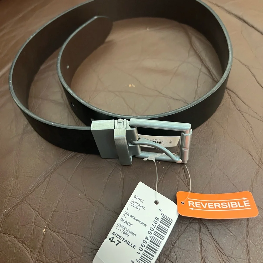 NWT- The Children's Place Reversible Black and Brown Belt Size 4-7
